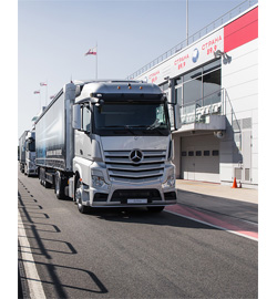 Старт продаж нового поколения крупнотоннажных грузовиков Mercedes-Benz